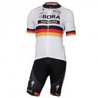 2017-2018 Bora Hansgrohe Deutscher Meister Radbekleidung Radtrikot Kurzarm und Fahrradho